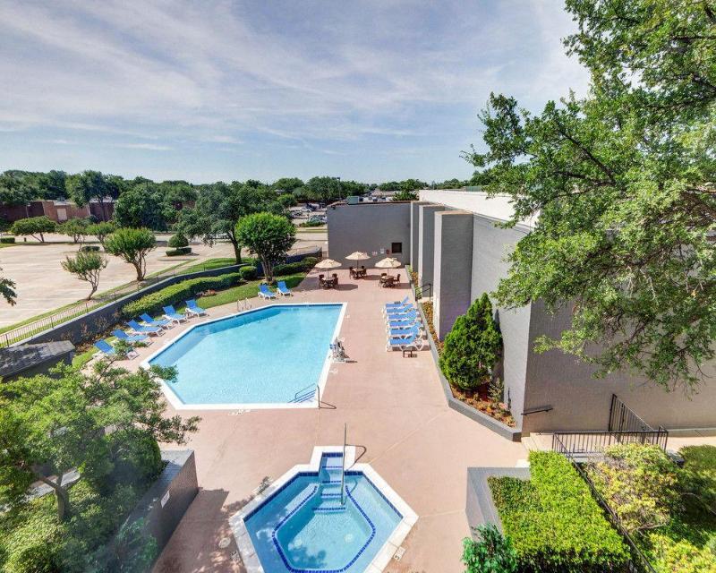 Holiday Inn Express & Suites Plano East - Richardson By Ihg Exterior foto